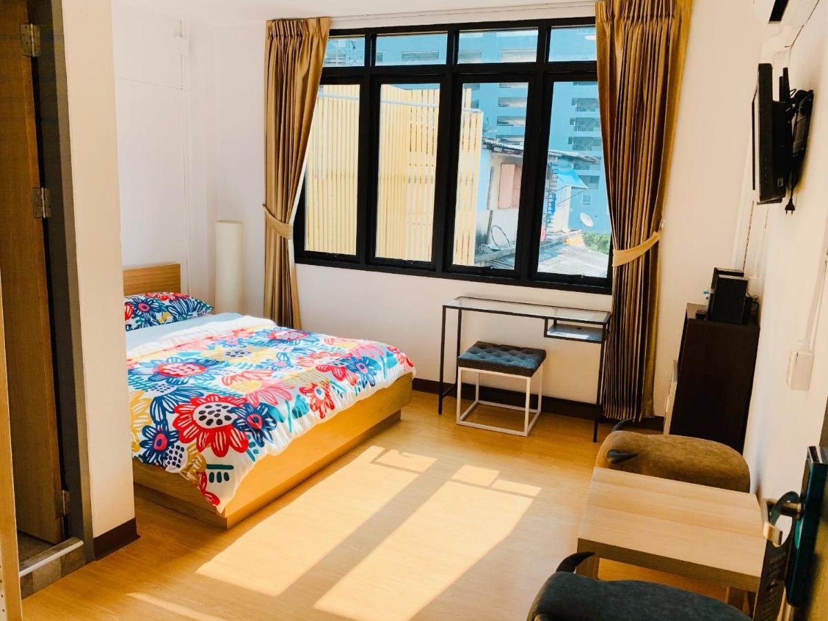 Daraya Hostel Bangkok Kültér fotó